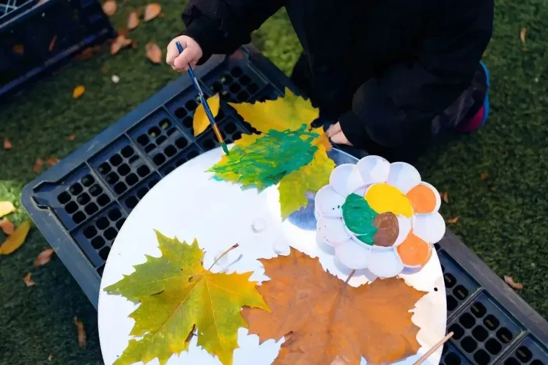 Into the Classroom | Outdoor classroom activities in the Nursery